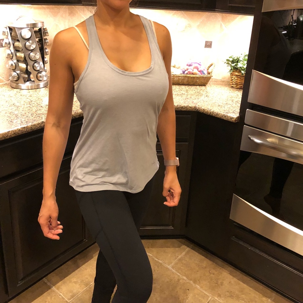 Grey under armour tank size small